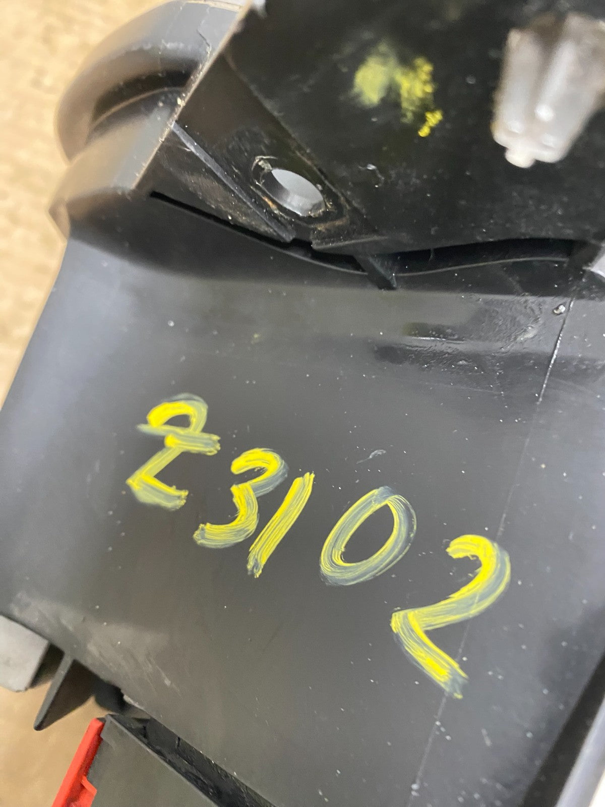 2004 to 2009 Jaguar XJ8 Left Driver LH Side Xenon HID Headlight OEM Z3102 DW10