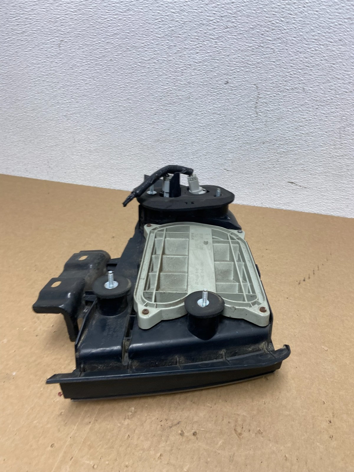 2007 - 2008 Acura Tl Right Passenger Rh Side Tail Light AC1062 DW8