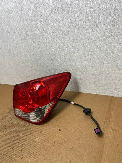 2011 2012 2013 2014 Chevrolet Cruze Right Passinger RH Side Tail Light AE2641 LK1