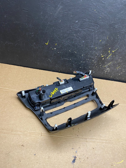 2014 2015 2016 Kia Cadenza  AC Heat Temperatue Climate Control Switch W6497 DG4