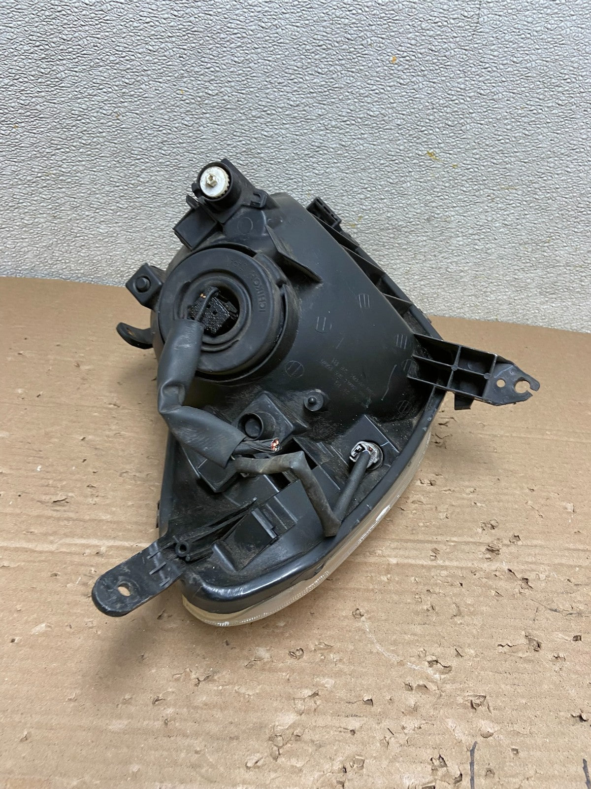 2001 - 2003 Toyota Rav4 Left Driver LH Side Headlight Halogen AB1538 DW8