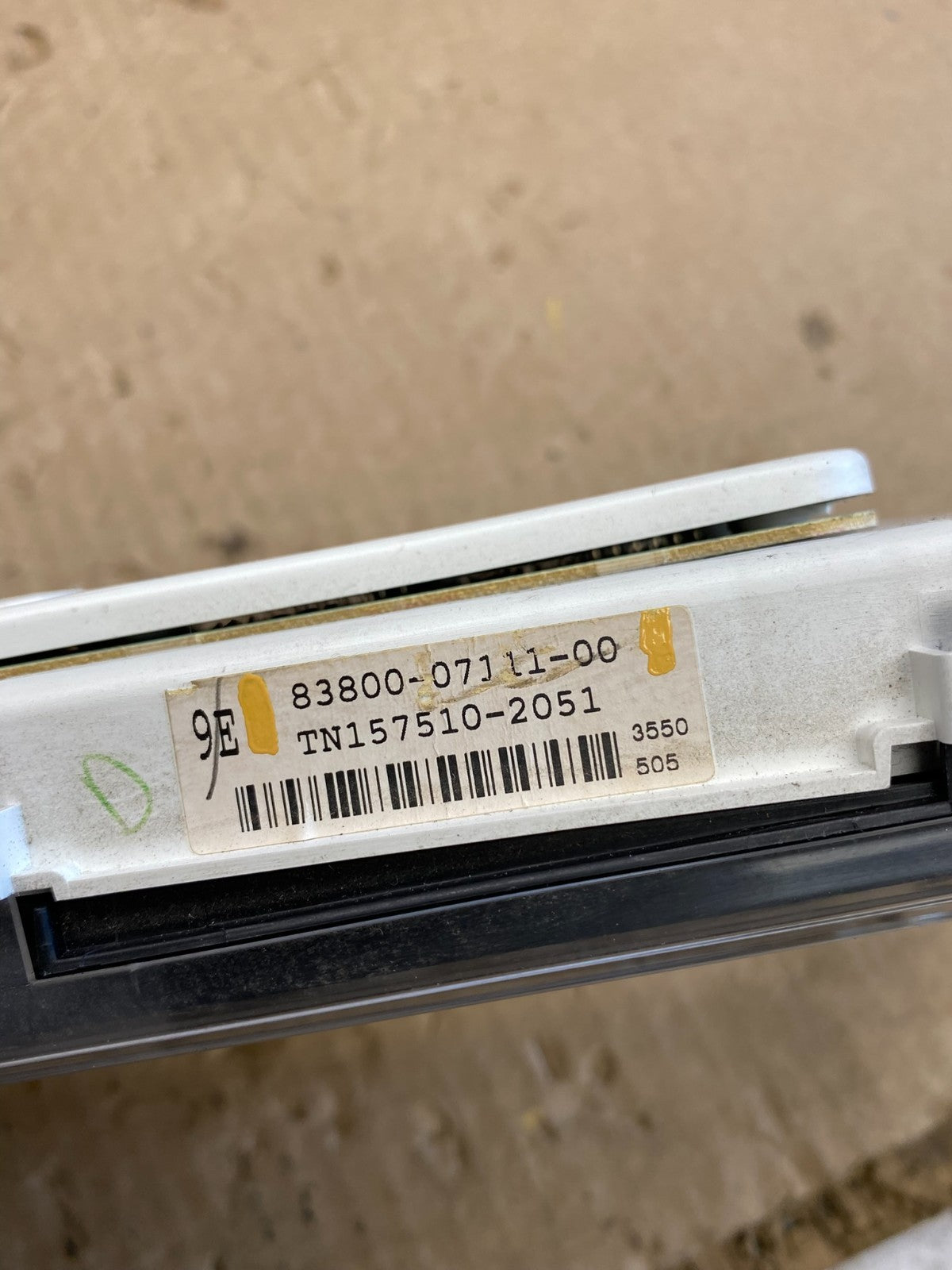 2000 to 2002 Toyota Avalon Cluster Gauge Speedometer AC6407 DG5