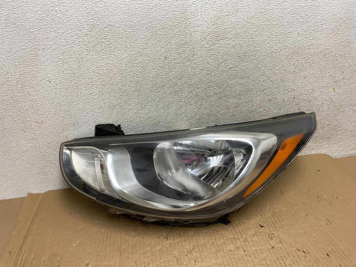 2013 to 2017 Hyundai Accent Left Driver LH Side Headlight AI1310 DW0