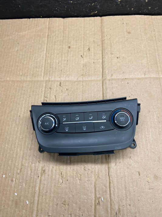 2015-2017 Nissan Sentra Climate Control Unit Heater Ac Temperature AA4890 DG0
