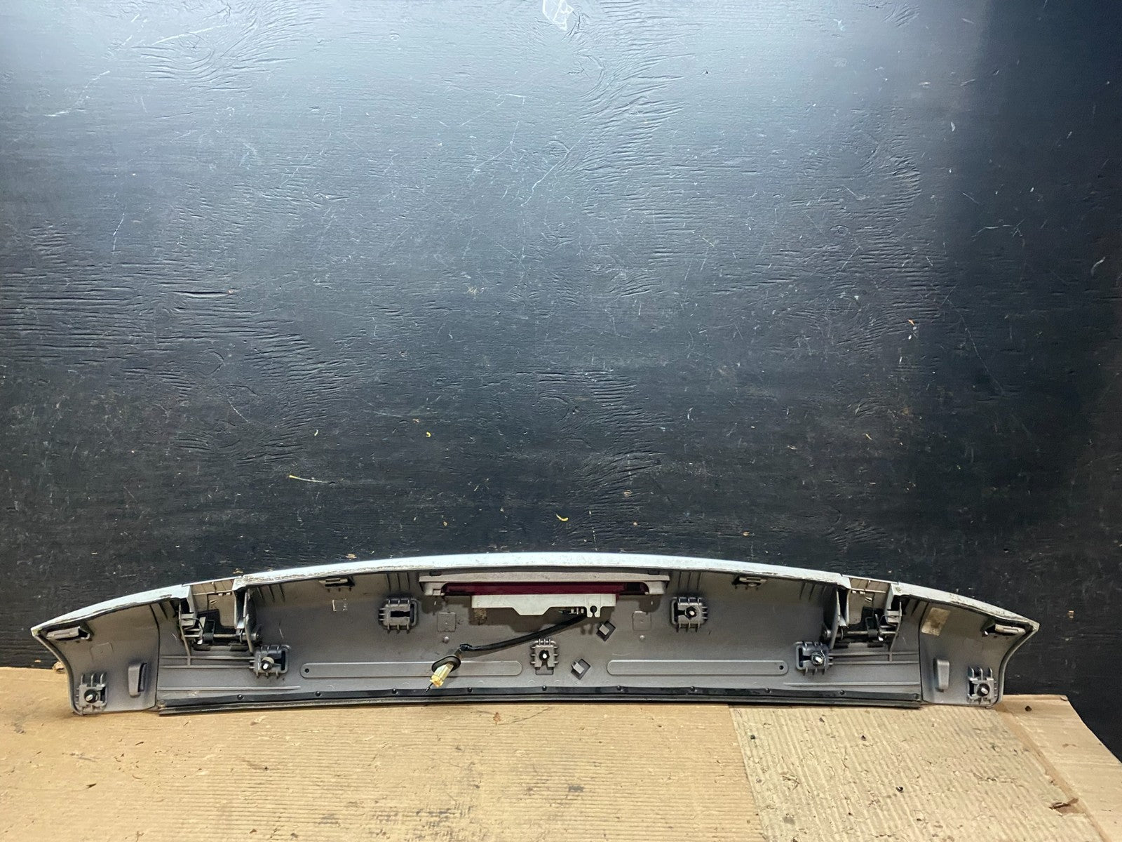 2009 to 2015 Honda Pilot Rear Trunk Spoiler Gate Oem V9542 DG8