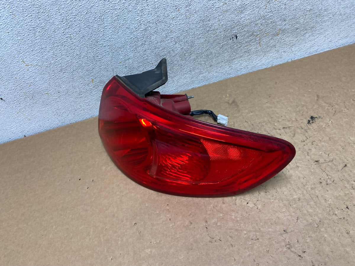 2007 2008 2009 Hyundai Santa Fe Right Passenger Rh Tail Light AI3619 LK1