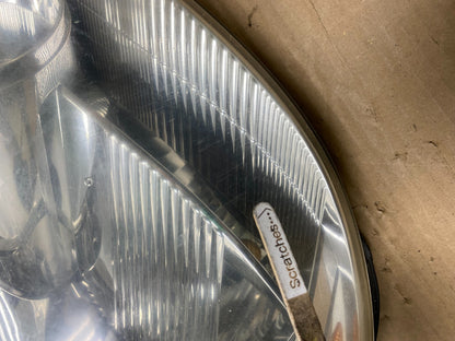 2004-2005 Toyota Sienna Right Passenger Xenon Headlight AG8145 DW3