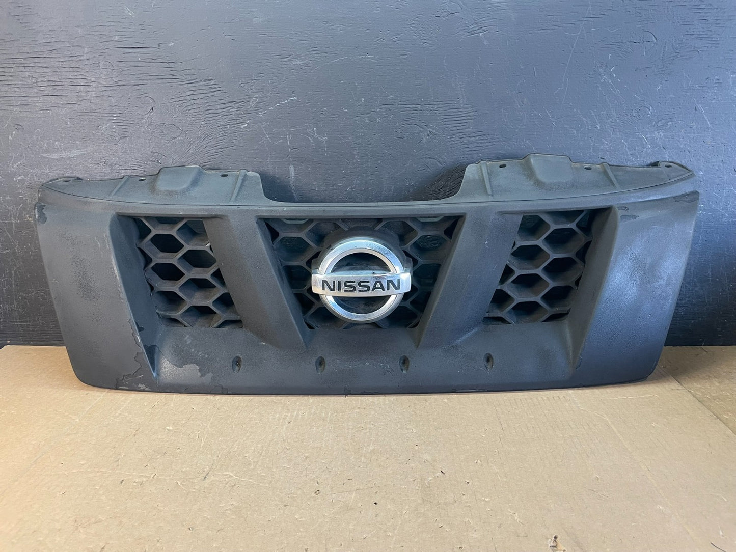 2005 2006 2007 2008 Nissan Xterra Front Upper Grill Grille ad5747 DG0