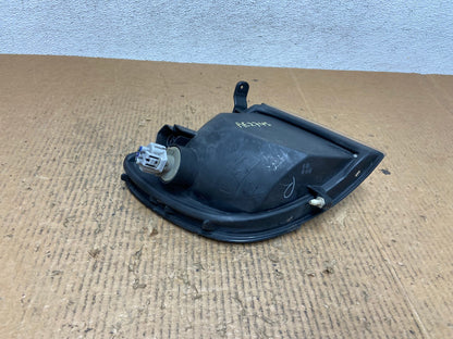 1998 to 2000 Toyota Sienna Left Driver Side Turn Signal Marker Lamp AE2745 LK5