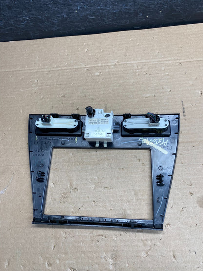 2006 to 2009 Ford Fusion Center Dash Radio Clock Bezel Trim AG5292 DG3