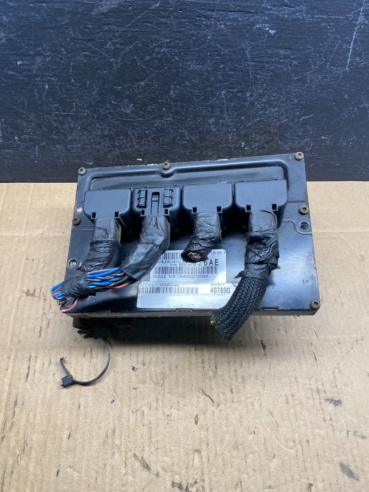 2007 Chrysler Pacifica Engine Control ECU ECM Module P05094826AE AD4853 DG0