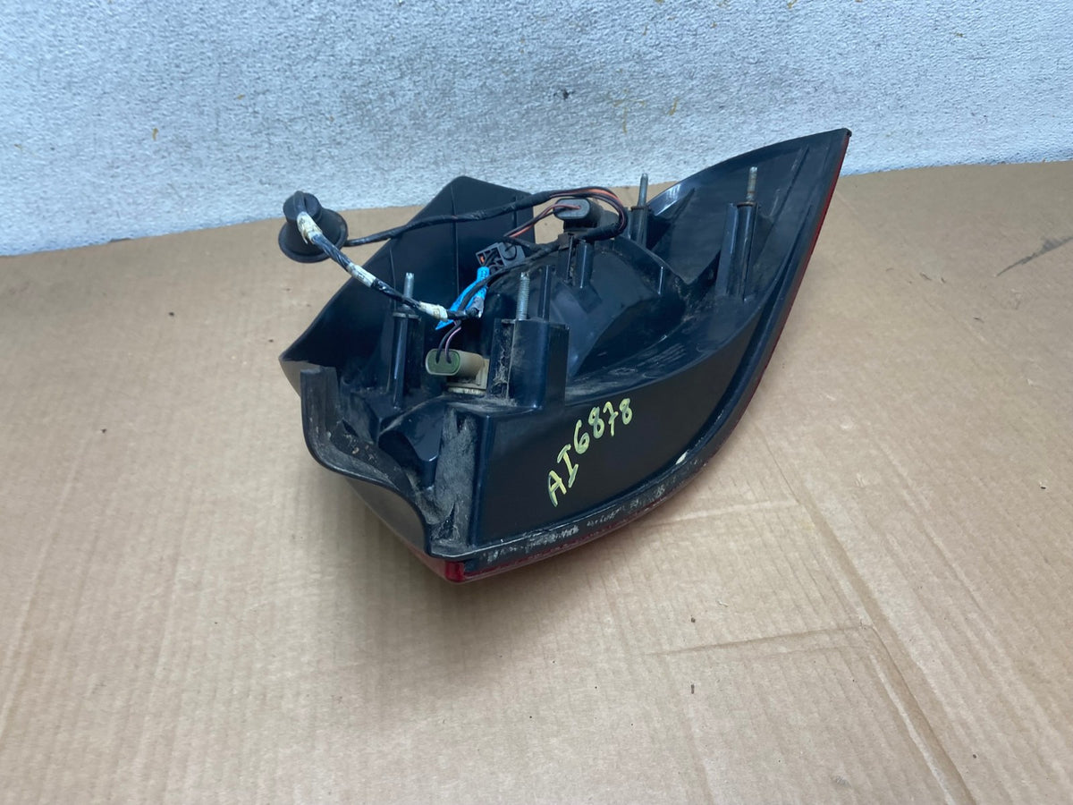 2000 - 2003 Mercury Sable Sedan Left Driver LH Side Tail Light AI6878 LK4