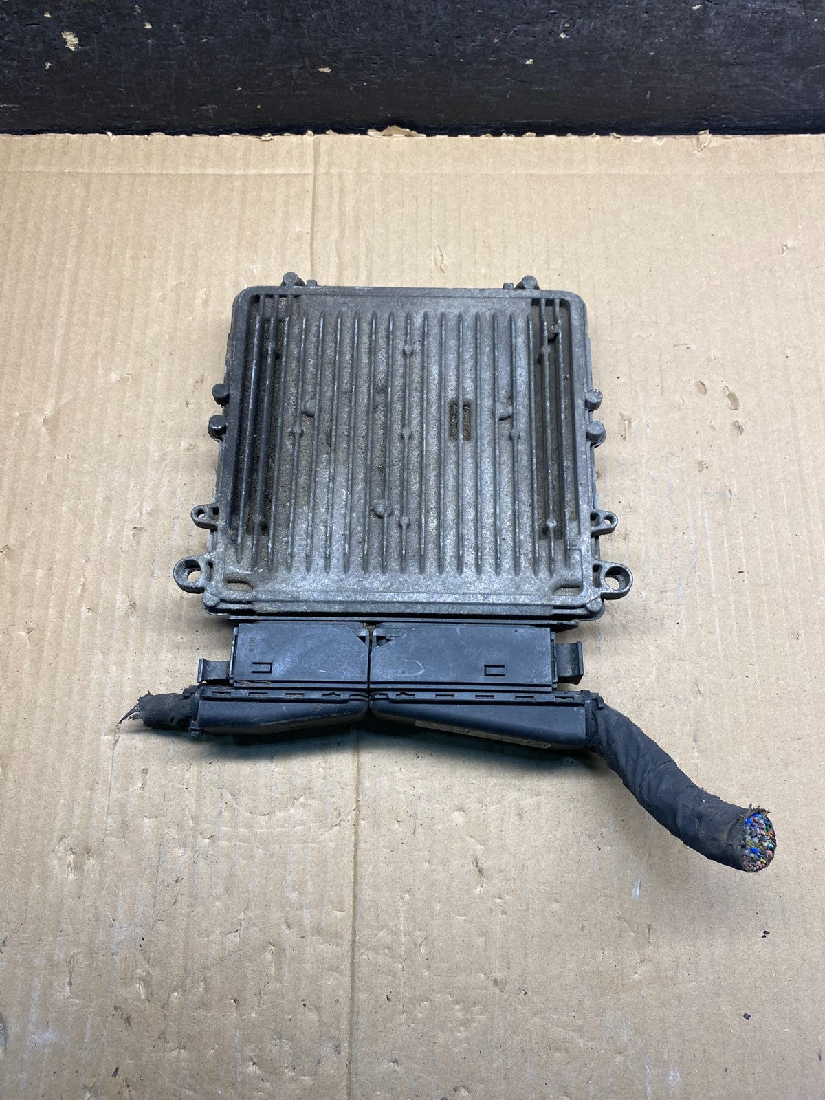 2007 to 2009 Mercedes Sprinter ECU ECM Engine Control Module Unit AI0260 DG1