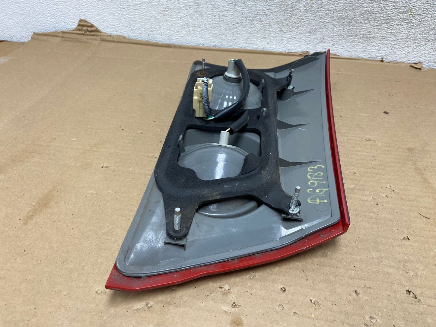 2006 to 2010 Toyota Sienna Right Passenger Rh Inner Tail Light AG9183 LK4