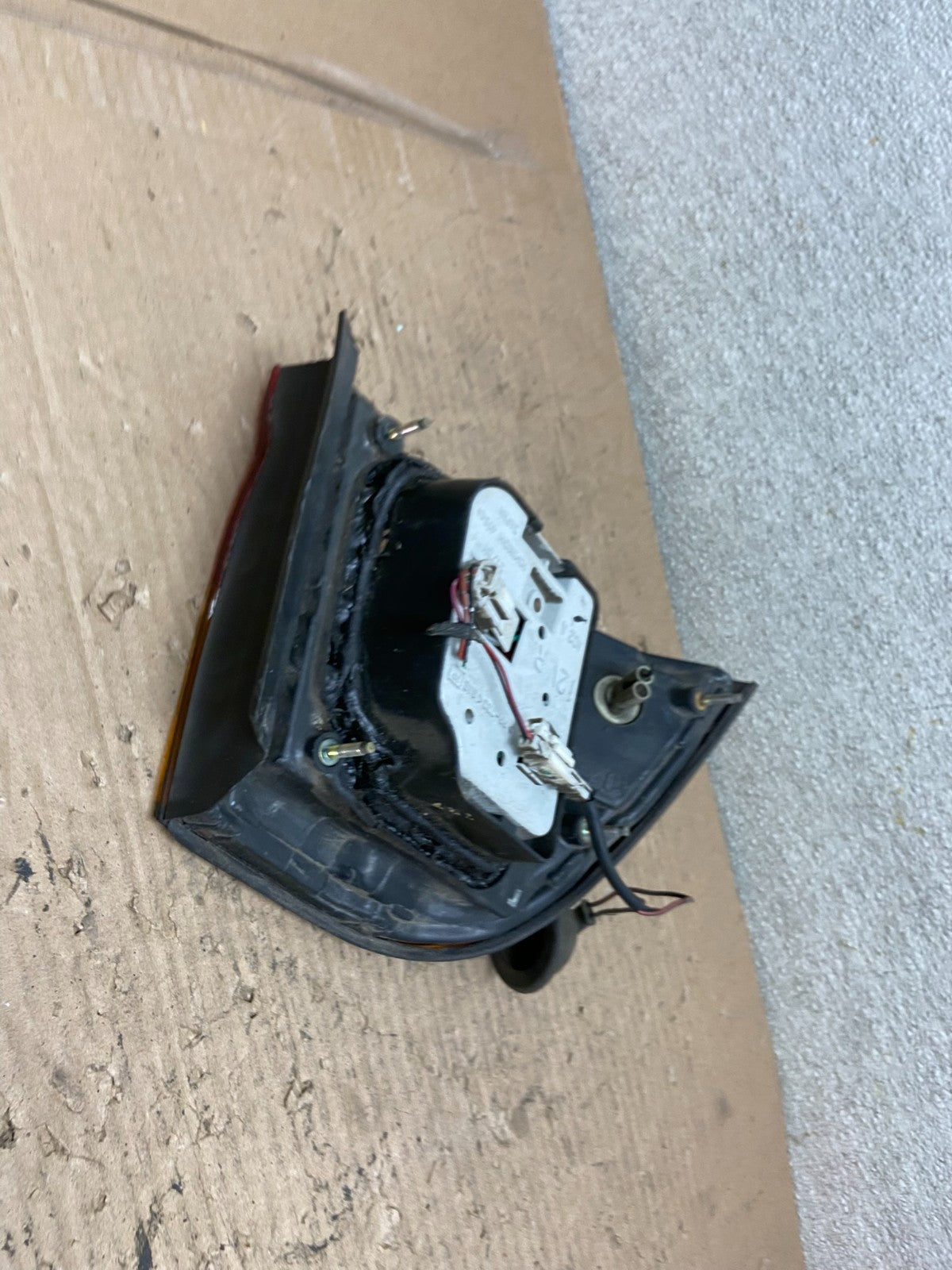 1995 1996 Nissan Maxima Right Passenger RH Side Tail Light OEM AA9670 LK4