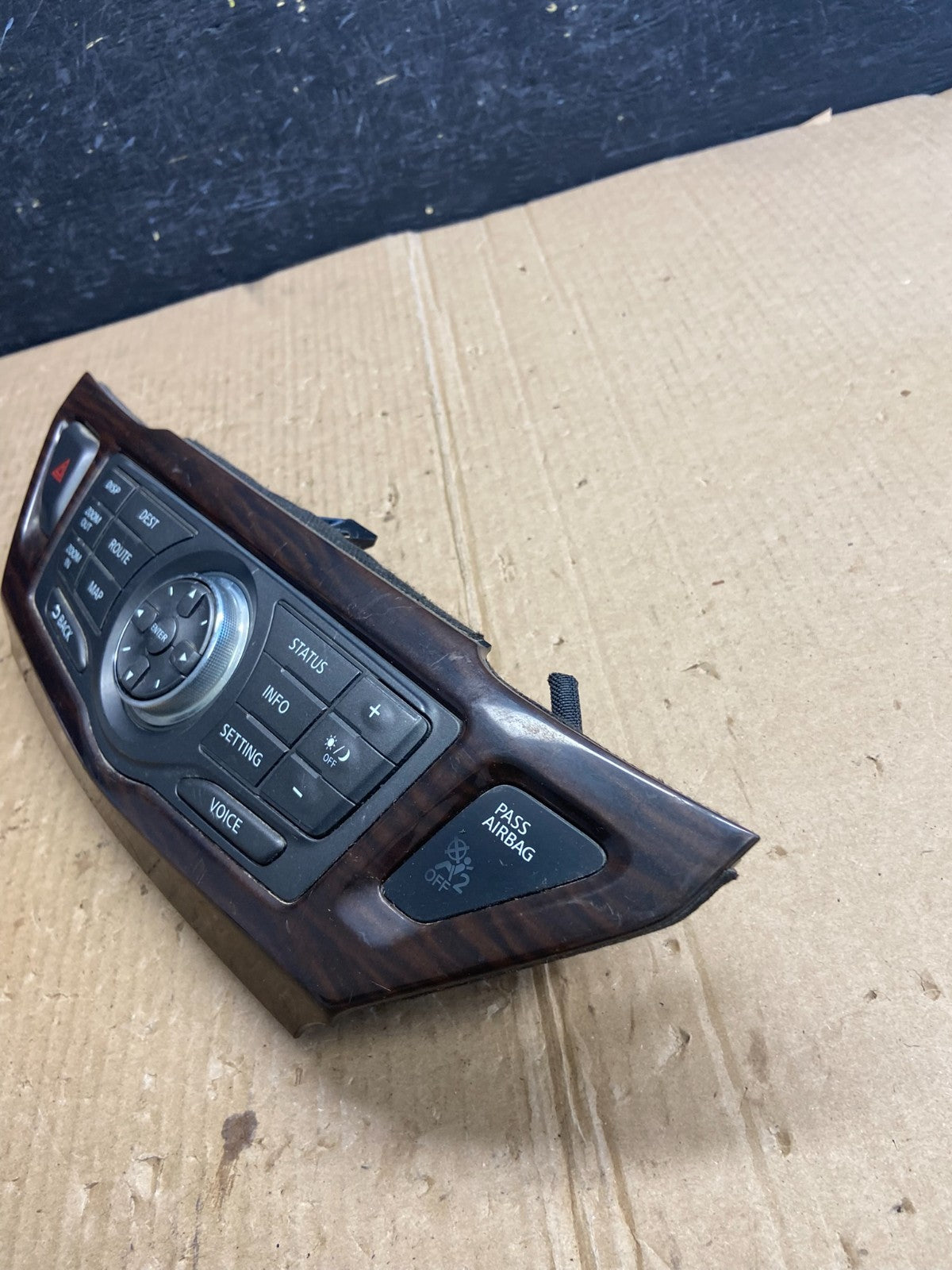 2013 to 2018 Nissan Pathfinder Radio Audio Climate Control AE3910 DG4