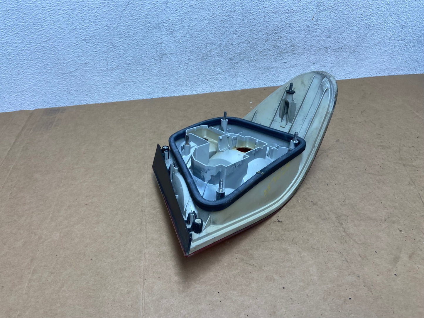 1998 to 2003 Mercedes Benz W208 CLK Left Driver Lh Side Tail Light AE3028 LK6