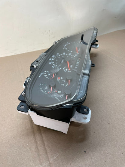 1999 - 2001 Ford F250 F350 Speedometer Cluster Gauge AJ0870 DW1