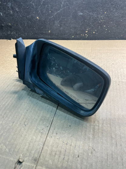 1990 to 1993 Volvo 240 Right Passenger Side View Door Mirror OEM Y3620 DG7