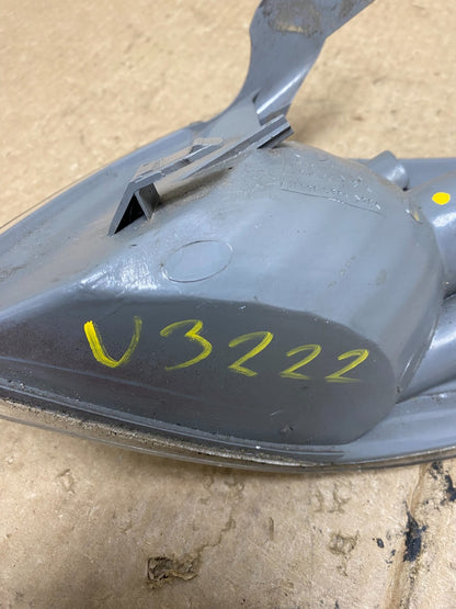 2000 - 2001 Toyota Camry Front Right Passenger RH Turn Signal Oem V3222 DW7