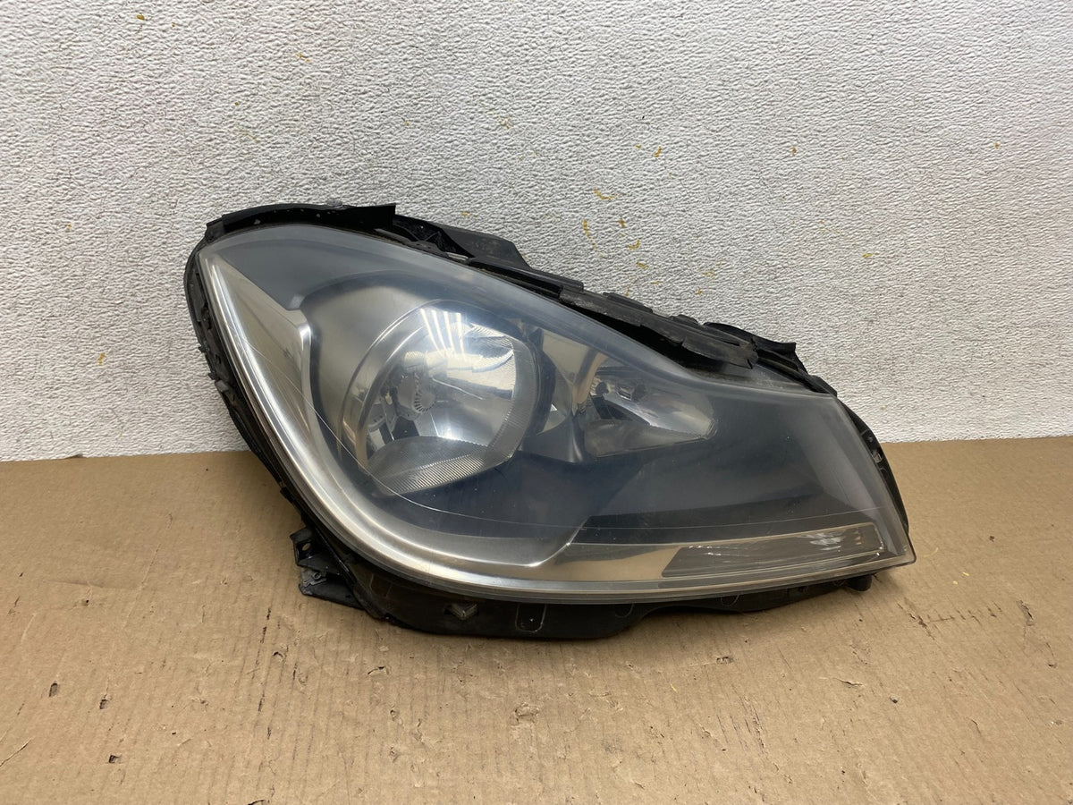 2012 to 2015 Mercedes Benz C250 Coupe Right Passenger Side Headlight AH5862 DW0