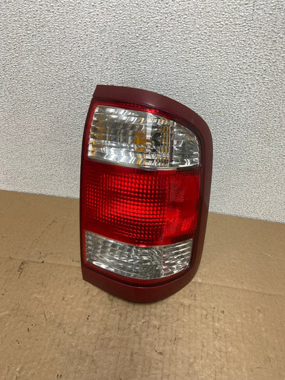 1999 to 2004 Nissan Pathfinder Right Passenger Rh Side Tail light Oem AB6238 LK0