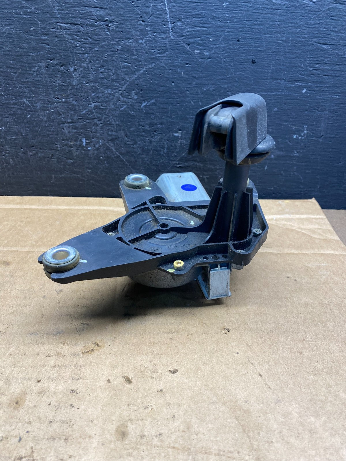 2011 to 2014 Nissan Juke Rear Windshield Washer Wiper Motor AD7599 DG3