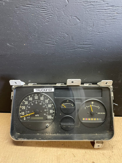 2005 to 2007 Isuzu NPR W4500 W5500 Cluster Speedometer AB75330