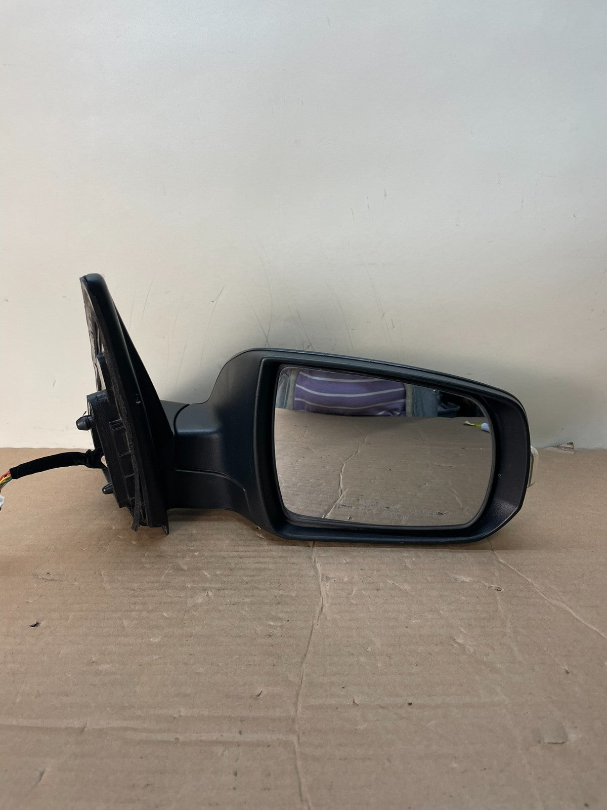 2011 to 2015 Kia Sorento Right Passenger Door Mirror Turn Signal ai0462 DG7