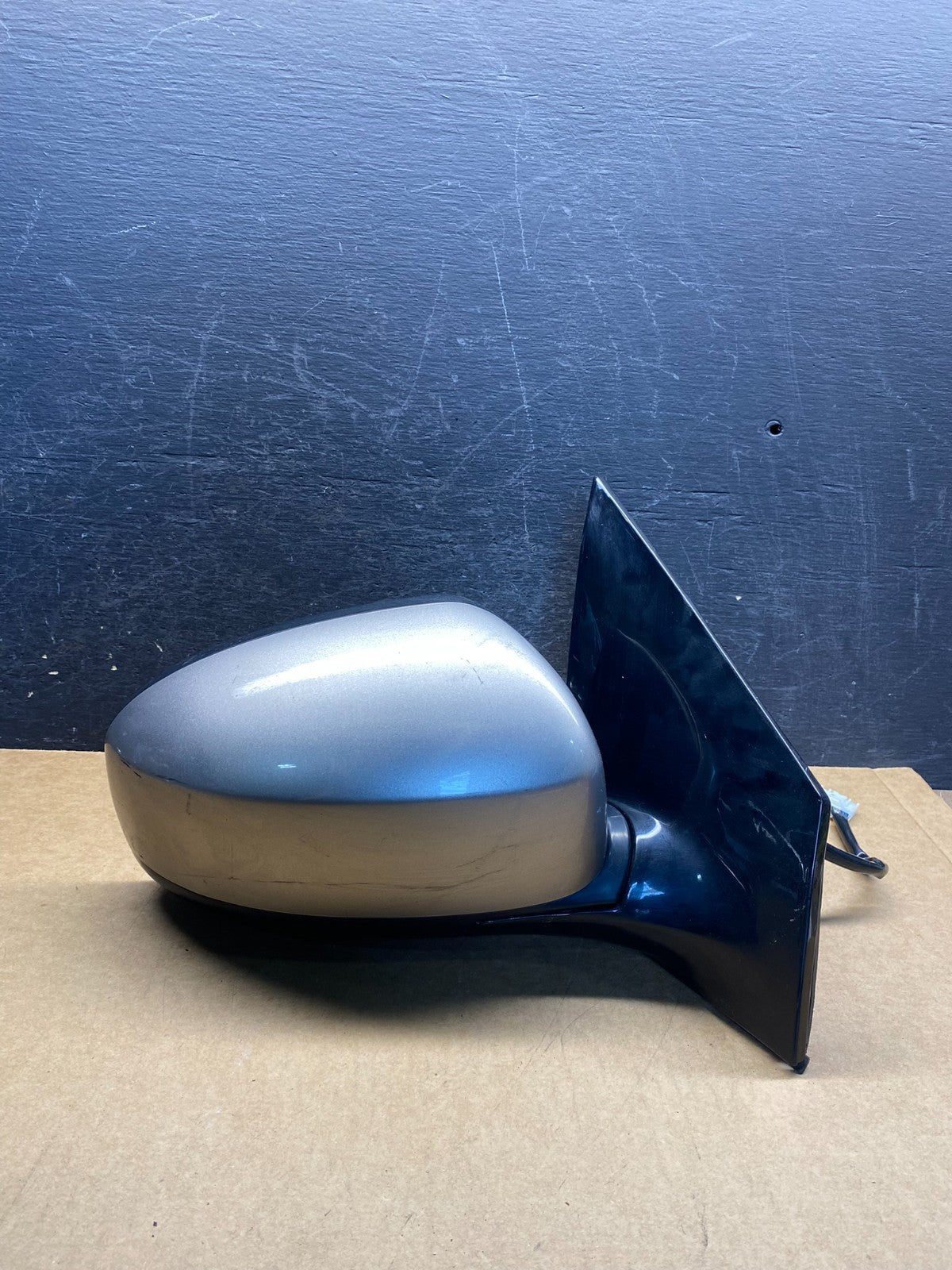 2009 to 2014 Nissan Murano Right Passenger Side View Door Mirror AH7067 DW0