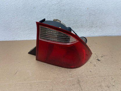 2005 2006 2007 Ford Focus Sedan Right Passenger Tail Light AF4891 LK0