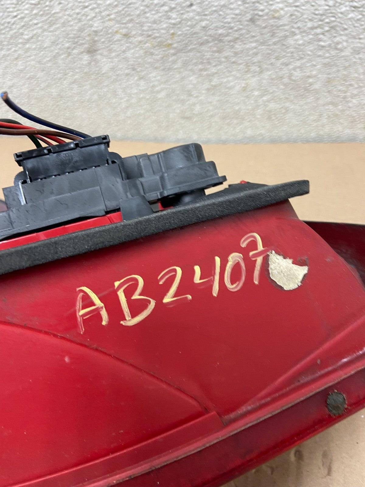 1999 to 2003 Volkswagen Golf MK4 Right Passenger Tail Light AD1025 LK5