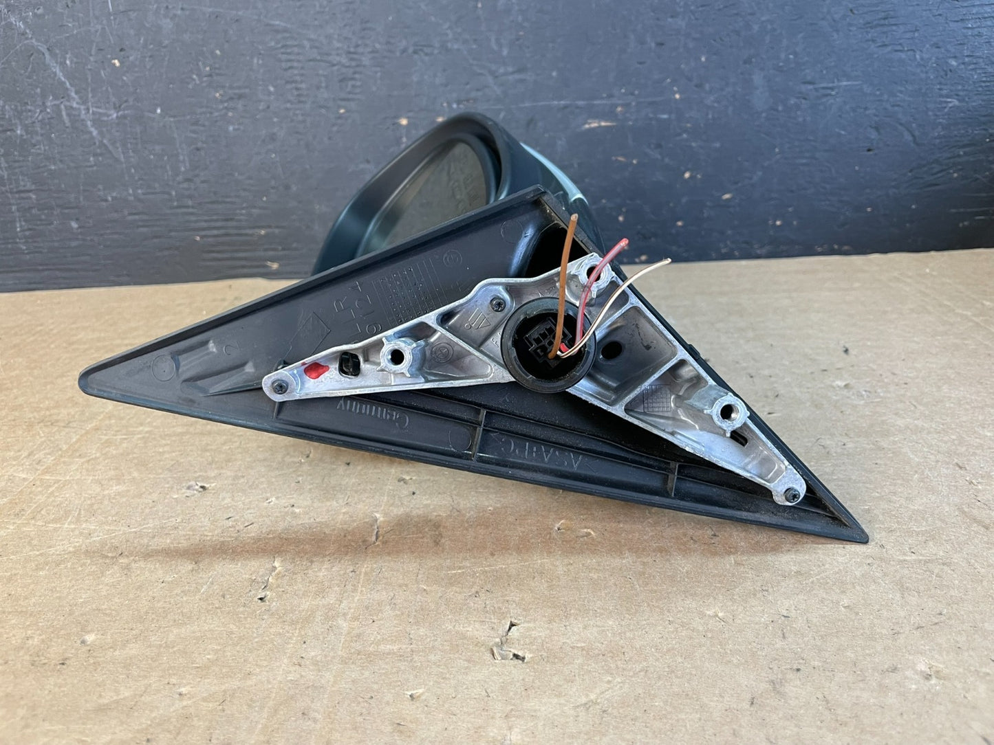 2009 to 2011 BMW 328i 335i Right Passenger Side View Door Mirror AE8561 DW4