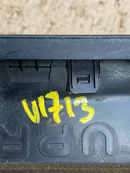 1997 to 2001 Lexus ES330 ES300 Front Center Side Air Vent V1713 DG7