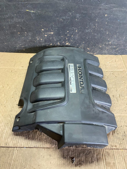 2005 to 2007 Honda Odyssey Black Engine Cover T9482 DG3