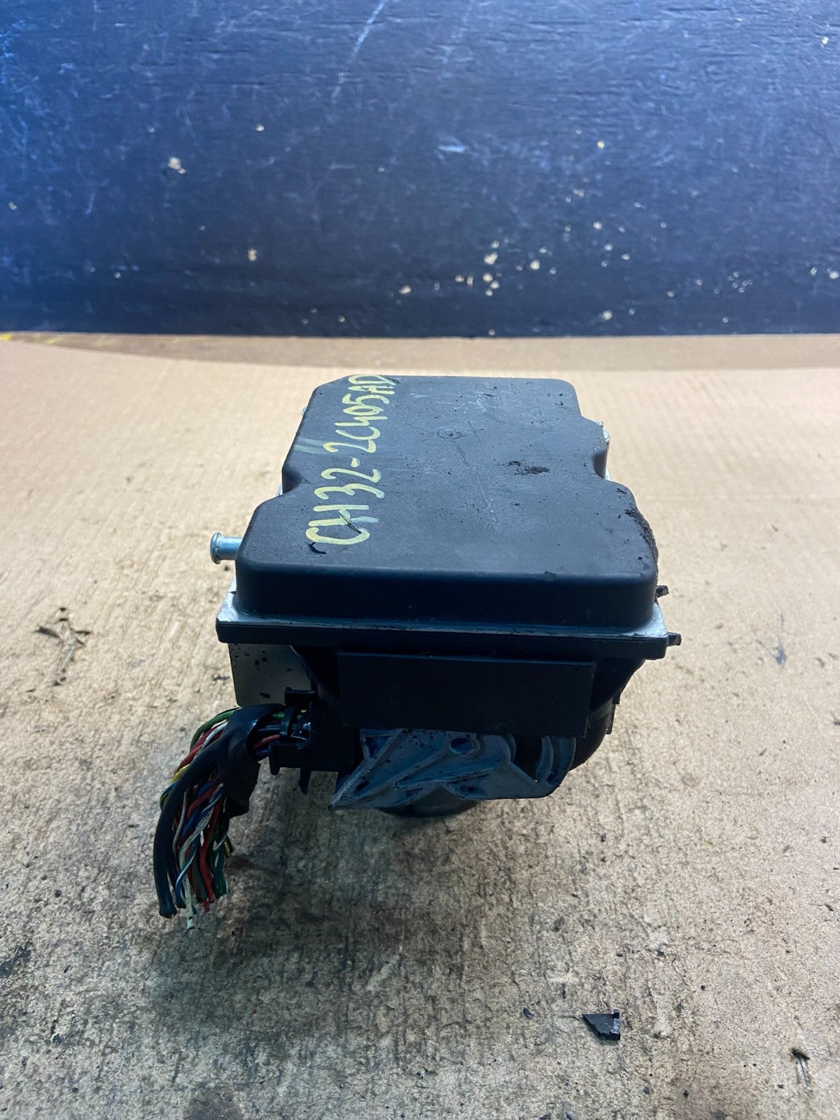 2012 to 2013 Land Range Rover LR4 Anti Lock Brake Pump Abs Modulator z8930 DG4