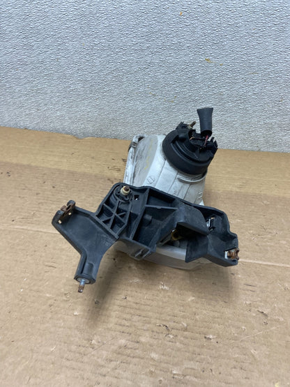1998 to 2000 Toyota Corolla Front Right Passenger RH Headlight AB5219 DW6
