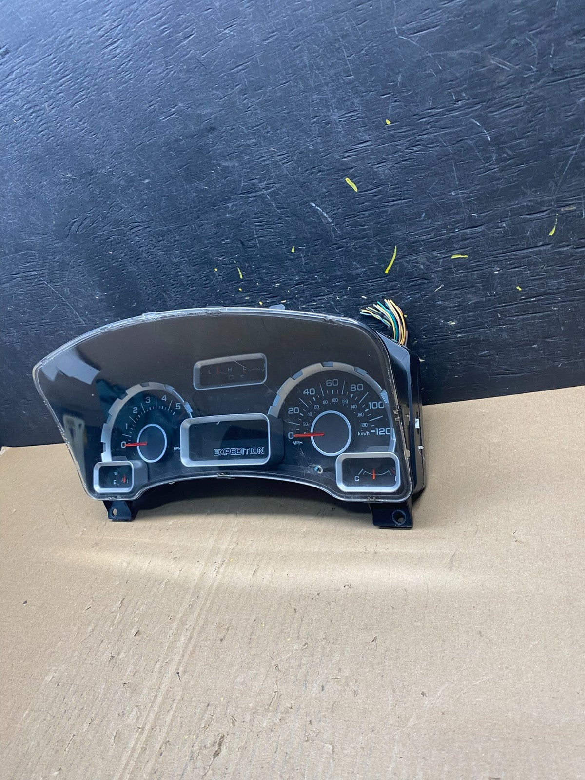 2007 2008 Ford Expedition Speedometer Cluster Gauge 8l1t-10849-eb T1416 DG1