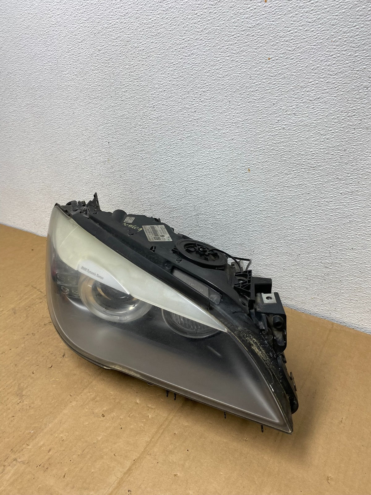 2009-2012 BMW 7-Series 740i 750i Right Passenger Xenon HID Headlight AC86091