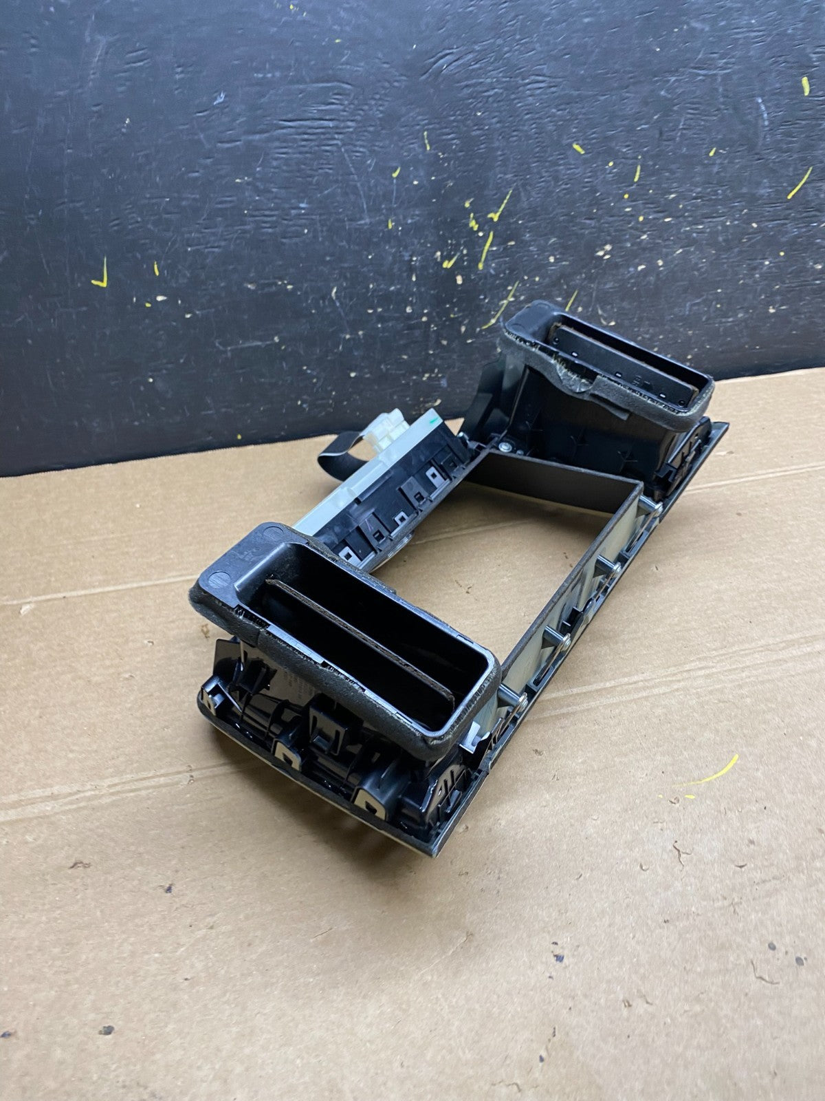 2009 -2017 Infiniti FX35 Radio Screen Panel Bezel Trim OEM W6479 DG4