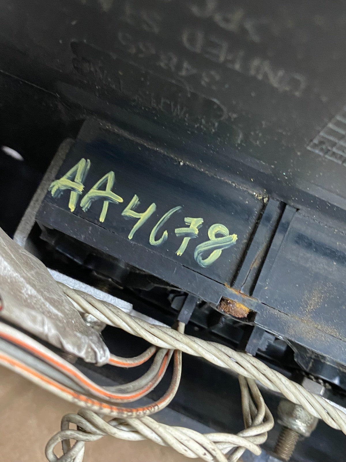 2011 Mack LE Instrument Panel Cluster AA46786