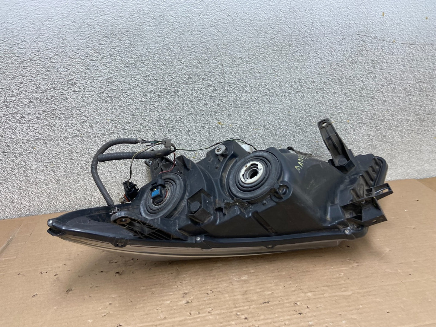 2013 to 2016 Nissan Pathfinder Right Passenger RH Side Headlight DEPO AA9417 DW5