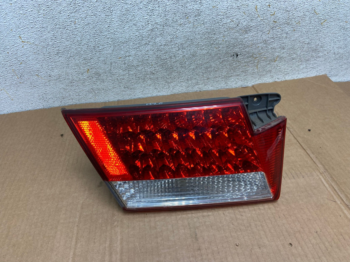 2006 2007 2008 2009 Hyundai Azera Left Driver LH Inner Tail Light AI3785 LK0