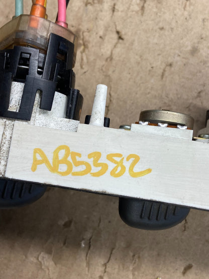 2001 - 2007 GMC Chevrolet Astro Express Climate Control A/C AB5382  DG6