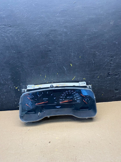 2003 Dodge Durango 4.7L Speedometer Instrument Cluster Gauge s6387 DG0