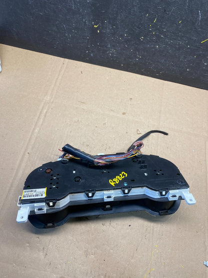 2002-2003 Nissan Pathfinder Xterra Cluster Speedometer Instrument OEM R8823 DG4