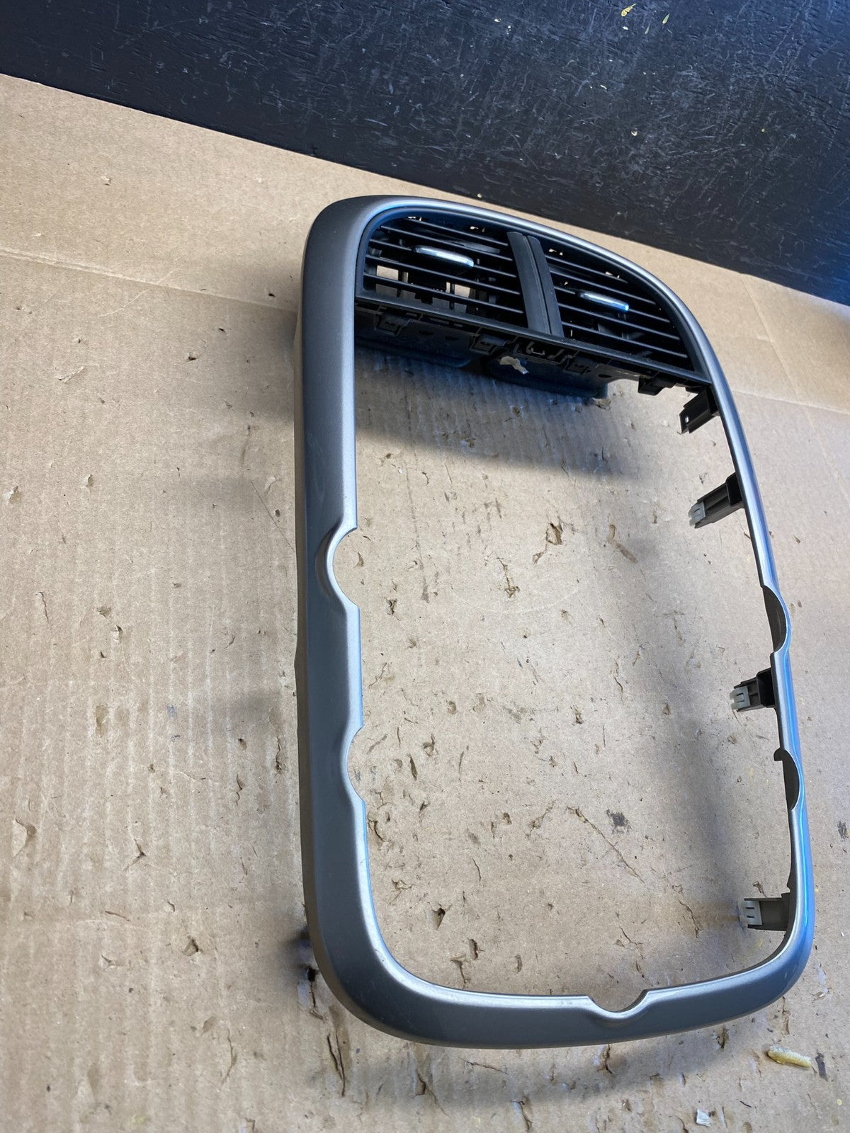 2013-2016 Chevrolet Malibu Center Radio Switch Air Vent Trim Bezel AC6560 DG2