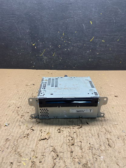 2013 to 2014 Ford Explorer Audio Equipment Radio Receiver AM FM CD t1780 DG0