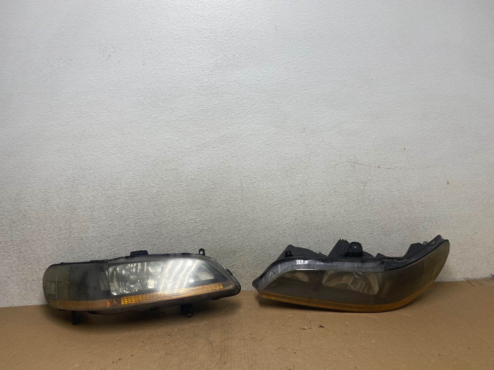 1998 to 2002 Honda Accord Black Left+Right Set Side Headlights S0748 DW0