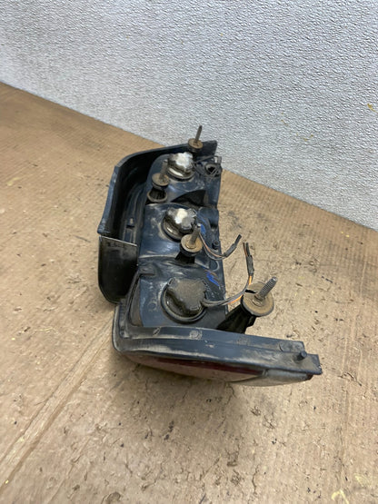 1992 - 1994 Ford Crown Victoria Right Passenger Rh Side Tail Light Oem AA8527 DG6